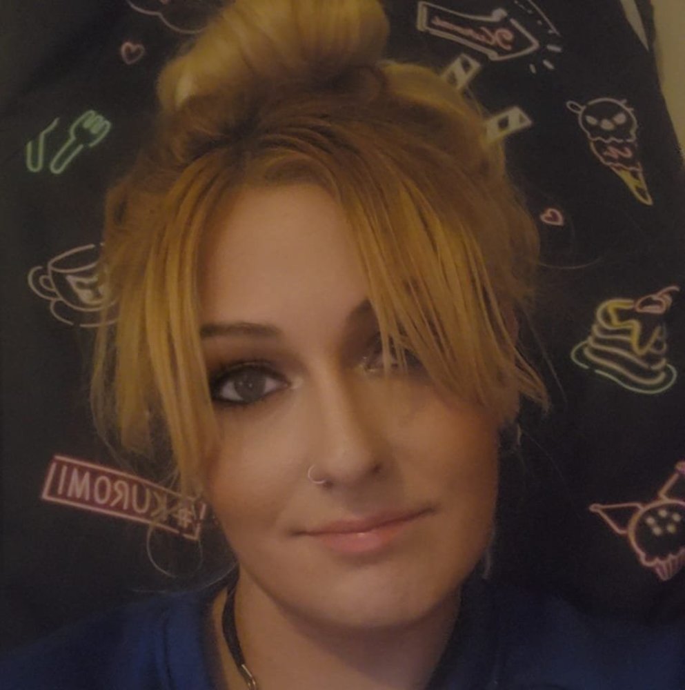 Meet your Posher, Nicole
